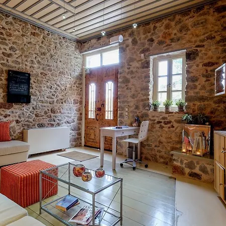 Junior Suites Pensionat Amfikleia