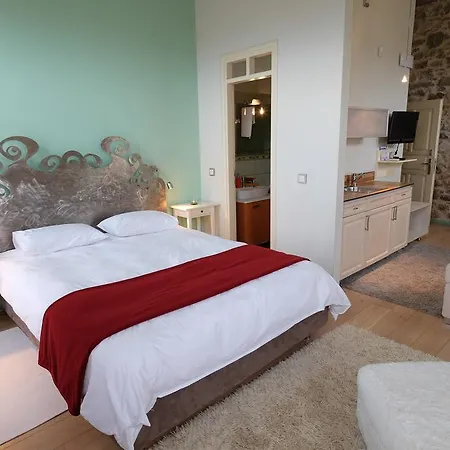 Junior Suites Guest house Amfiklia